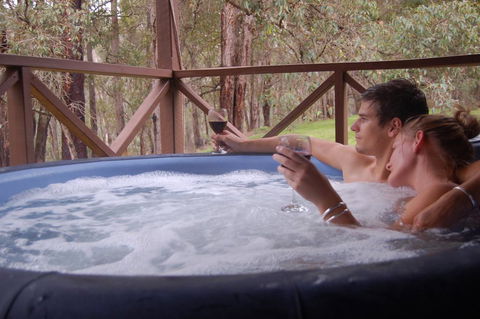 Beyonderup Falls Adult Retreat - Kempsey Accommodation 0