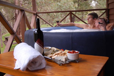 Beyonderup Falls Adult Retreat - Kempsey Accommodation 3