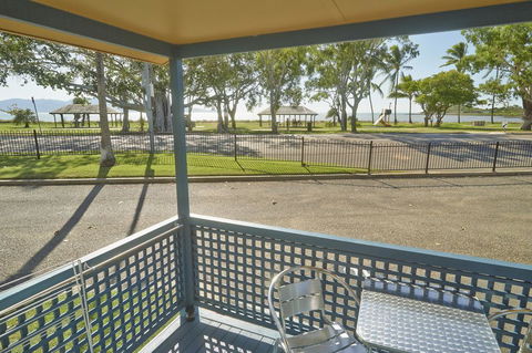 BIG4 Rowes Bay Beachfront Holiday Park - Kempsey Accommodation 2