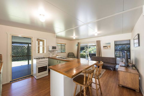 Bird Song - Iluka, NSW - Kempsey Accommodation 3