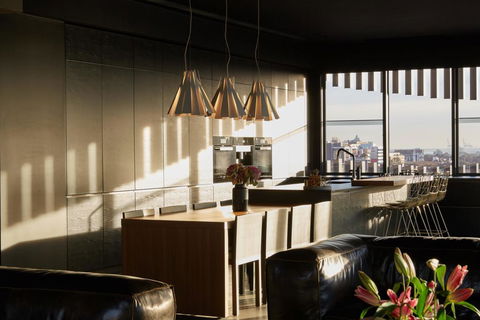Birdcage Penthouse Luxury Melbourne Ultra Modern Industrial Chic - Kempsey Accommodation 3