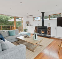Blairgowrie Beach Villa - Kempsey Accommodation