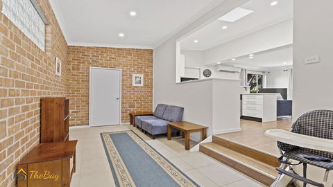 Blue Fish - 41 Boulder Bay Road - Kempsey Accommodation 3