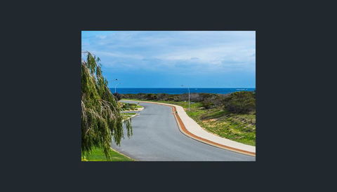 Blue Sky Escapes Beach House Ledge Point - Kempsey Accommodation 1