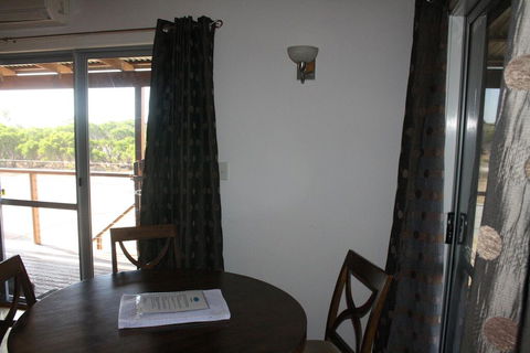 Blue Sky Escapes Sunset Oddes-sea - Kempsey Accommodation 3