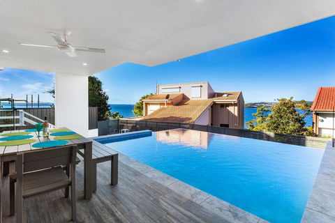 Blue Water Splendour - Infinity Pool And Amazing Views!! - Kempsey Accommodation 0