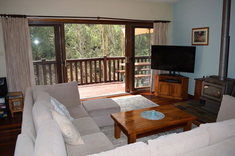 Bluebell Cottage - Kempsey Accommodation 3