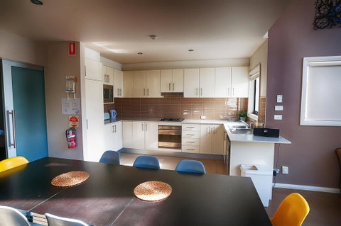 Blues Air 1 - Kempsey Accommodation 1