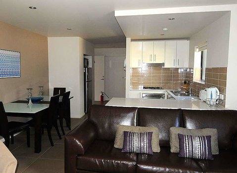 Blues Air 3A - Kempsey Accommodation 3