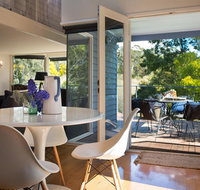 Boatshed Villa Green Door - Kempsey Accommodation