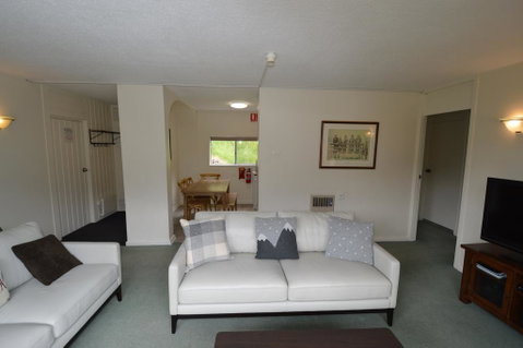 Bobuck 3B - Kempsey Accommodation 2