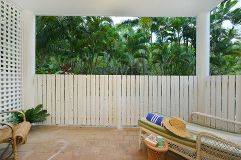 Boho Beach Apartment - Kempsey Accommodation 2