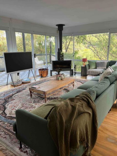 The Treehouse - Kempsey Accommodation 3