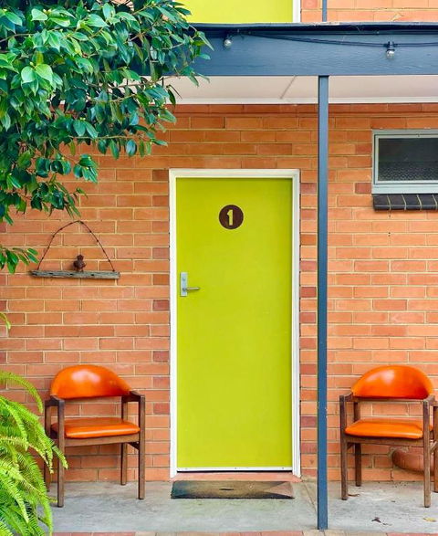 WARBURTON MOTEL - Where Mid-century Style Meets The Mountains - Kempsey Accommodation 2