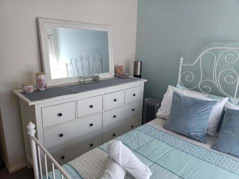 Tingalpa Townhouse Treat - Kempsey Accommodation 1
