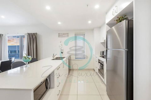 ZEN OCEAN BLISS - Cozy 2-BR/2-BA Sea View Retreat - Kempsey Accommodation 2