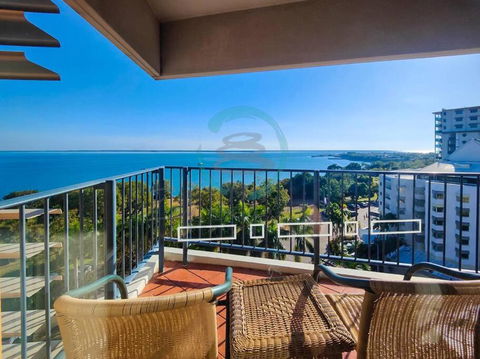 ZEN88 ESPLANADE: 1-BR Top Floor Ocean View Suite - Kempsey Accommodation 0