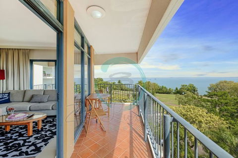 ZEN88 Esplanade: 3-BR Luxury Suite Near Waterfront - Kempsey Accommodation 0