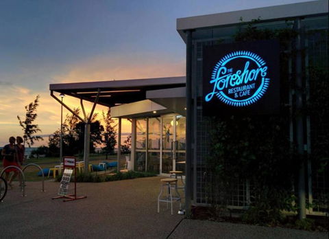 ZEN FORESHORE: 3-BR Nightcliff Foreshore-Front Apt - Kempsey Accommodation 2