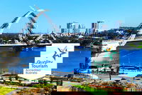 Big Perth Private Day Tour