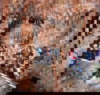Private Tour Jenolan Caves  Blue Mountains in a day - Kempsey Accommodation