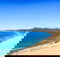 Kayak with Dolphins and 4WD Great Beach Drive Day Trip from Noosa - Kempsey Accommodation