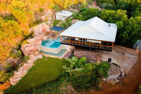 Wet Season Incredible Islands Tour - Horizontal Falls & Cygnet Bay Pearl Farm - Kempsey Accommodation 5