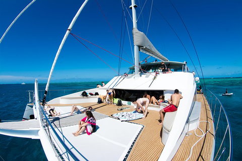 Passions Of Paradise Great Barrier Reef Snorkel And Dive Cruise From Cairns By Luxury Catamaran - Kempsey Accommodation 3