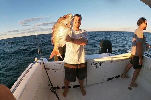 3/4 Day 7 Hour Offshore Fishing Charter - Kempsey Accommodation 3