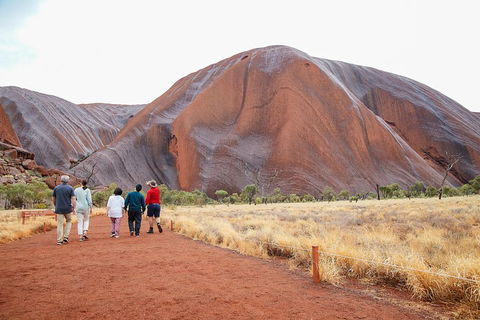 Ayers Rock Combo: Uluru Base And Sunset Plus Uluru Sunrise And Kata Tjuta With An Optional BBQ Dinner Or Kings Canyon Day Trip - Kempsey Accommodation 3