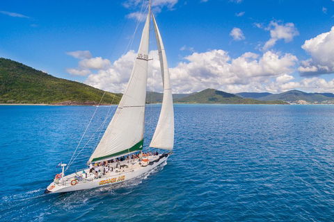 2-Night Whitsundays Sailing Cruise Incl. Whitehaven Beach & Great Barrier Reef - Kempsey Accommodation 3