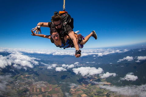 Reef And Rainforest Tandem Sky Dive In Cairns - Kempsey Accommodation 3