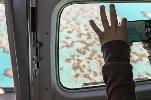 Scenic Flight - Great Barrier Reef, Heart Reef, Whitehaven Beach & Hill Inlet! - Kempsey Accommodation 2