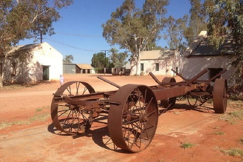 Palm Valley 4WD Day Tour - Kempsey Accommodation 0