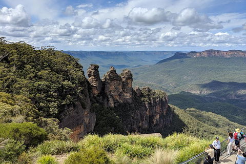 Blue Mountains Private Tour - Wild Kangaroos, Waterfalls And The Three Sisters - Kempsey Accommodation 0