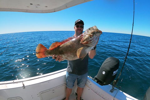 Full Day 9.5 Hour Offshore Fishing Charter - Kempsey Accommodation 3