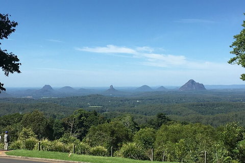 Sunshine Coast Signature High Tea And Wine Experience (Min 6 Adults) - Kempsey Accommodation 1