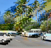 Airport Transfer to or from Cairns hotels for up to 13 people - Kempsey Accommodation