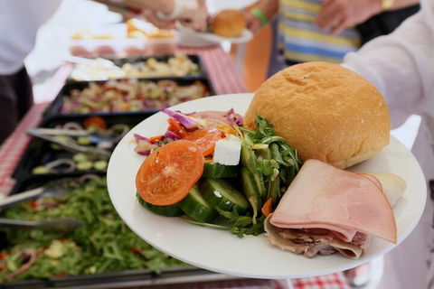 Fly & Cruise - Heli Package - Kempsey Accommodation 1