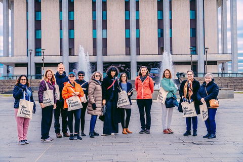 Women's History Walking Tour With Local Guide In Canberra - Kempsey Accommodation 2